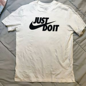 Men's medium white NIKE t shirt